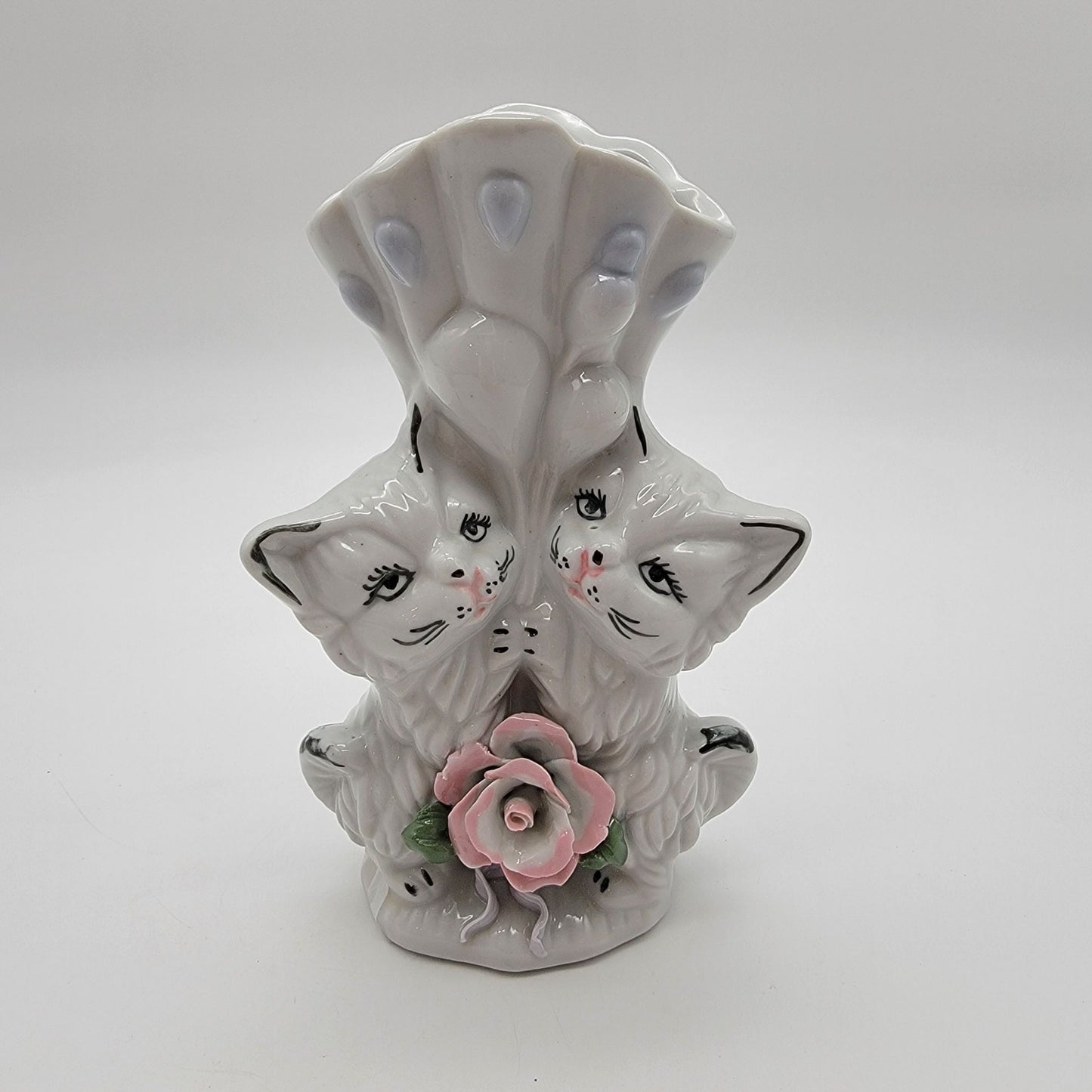 Set Of 2 Vintage Kitschy Double Kitten Porcelain Vases With Roses