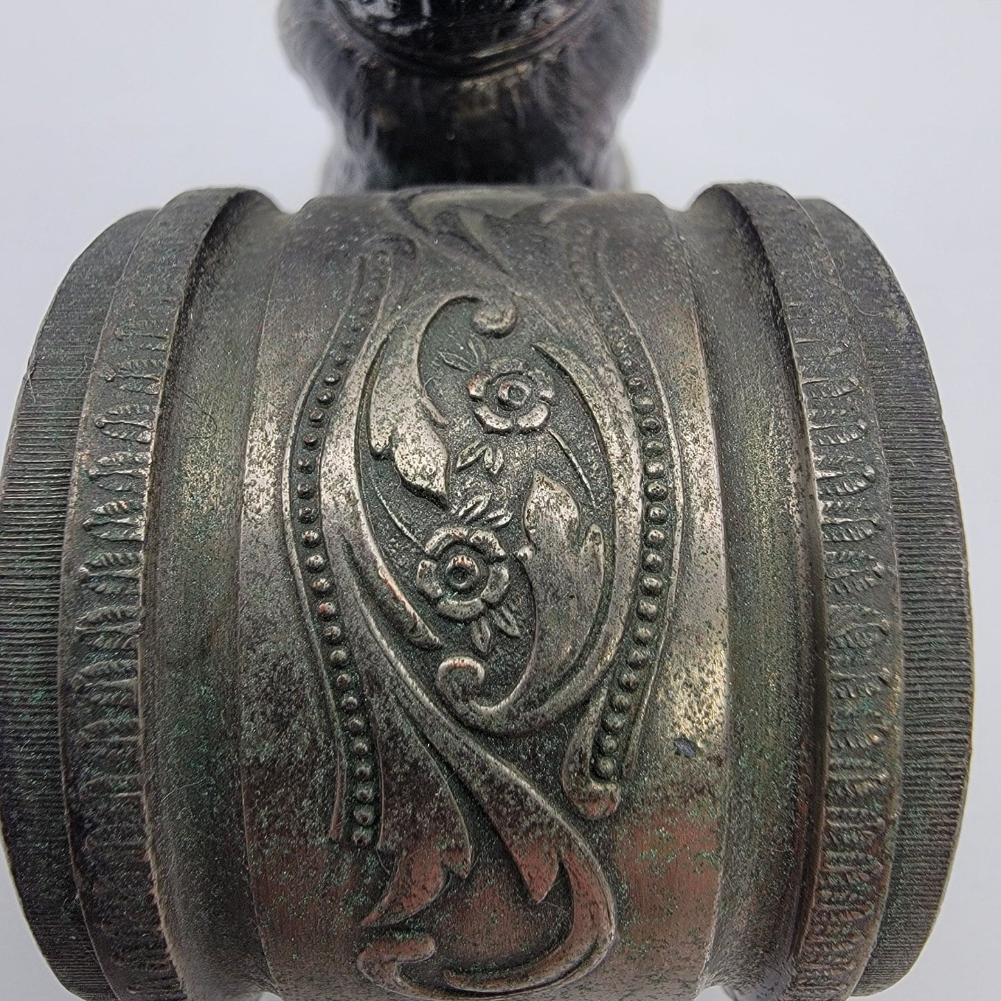 Antique Victorian Art Nouveau Cast Metal Dog Napkin Ring