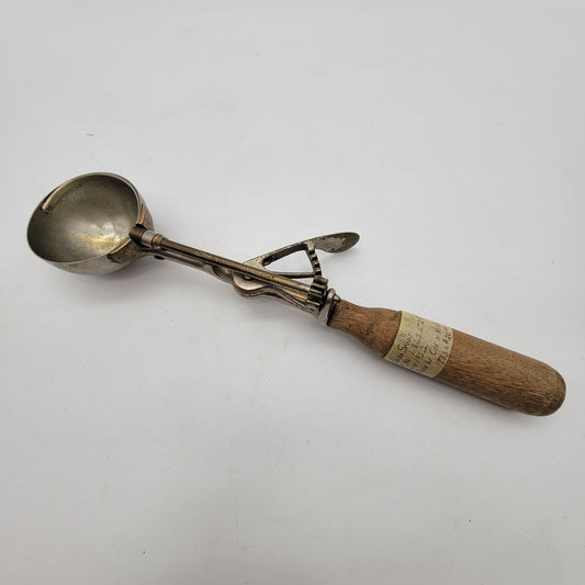 1932 Gilchrist Ice Cream Scoop With Wooden Handle