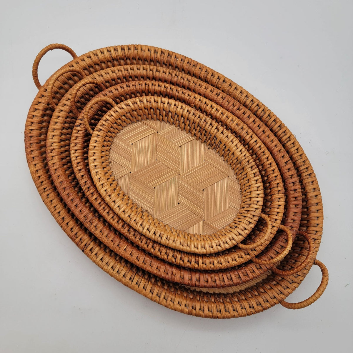 Set Of 4 Oval Rattan Serving Trays With Handles - Natural Woven Decorative Platters