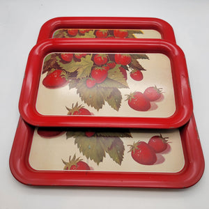 Set Of 3 Mid-Century Metal Snack Trays Strawberry