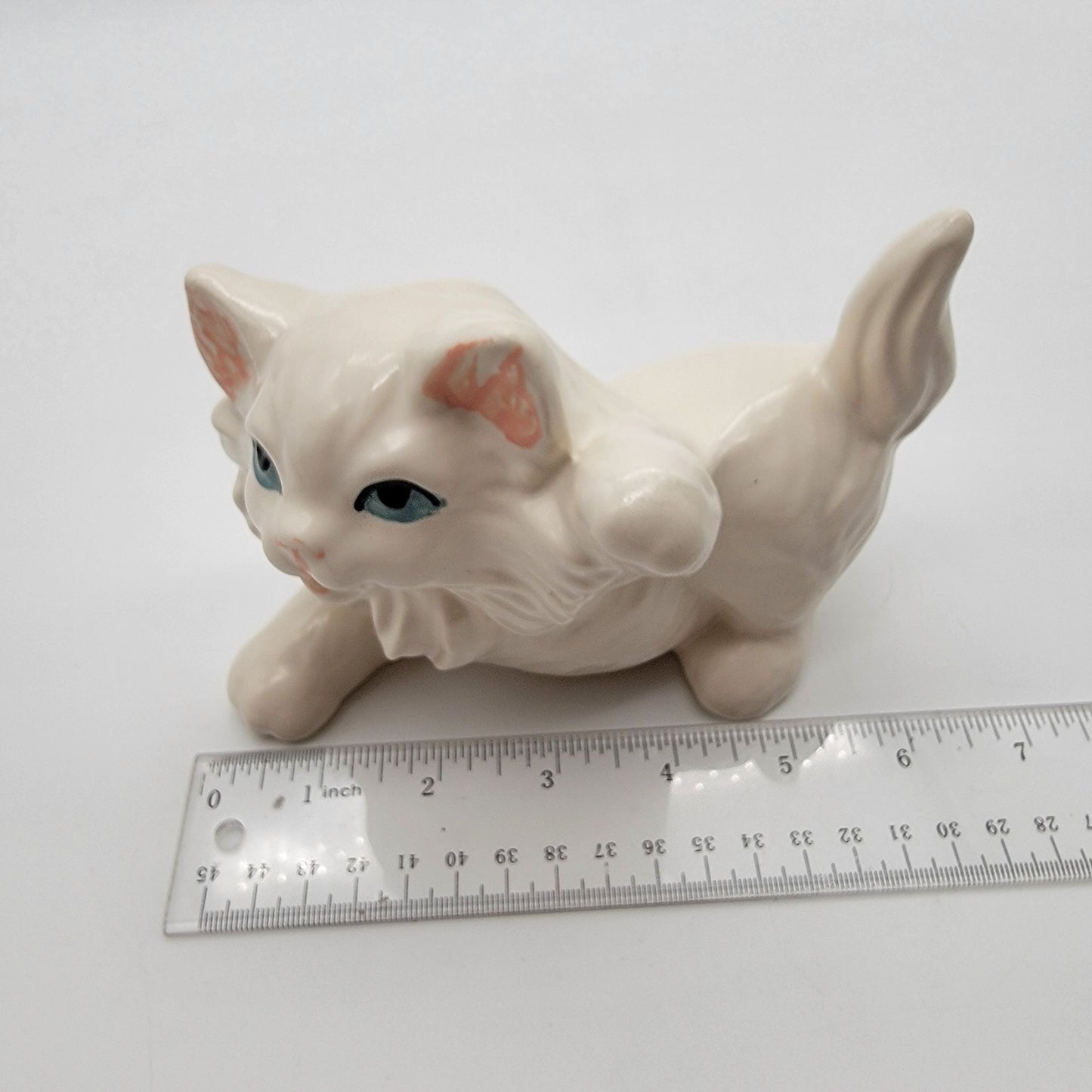 Vintage White Porcelain Persian Kitten Cat Figurine
