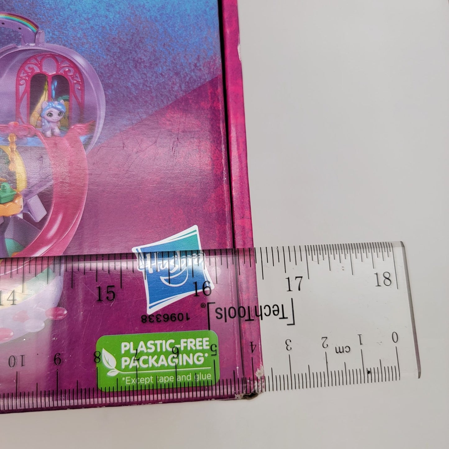 My Little Pony Mini World Magic Playset With 9 Figures & 120+ Pieces Hasbro