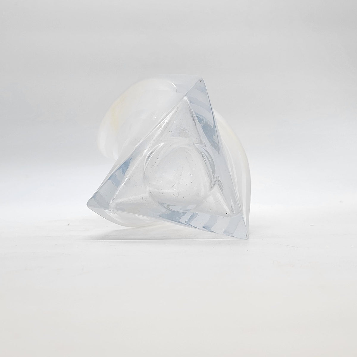 Art Glass Twisted Triangle Wave Vase With Frosted Stripes