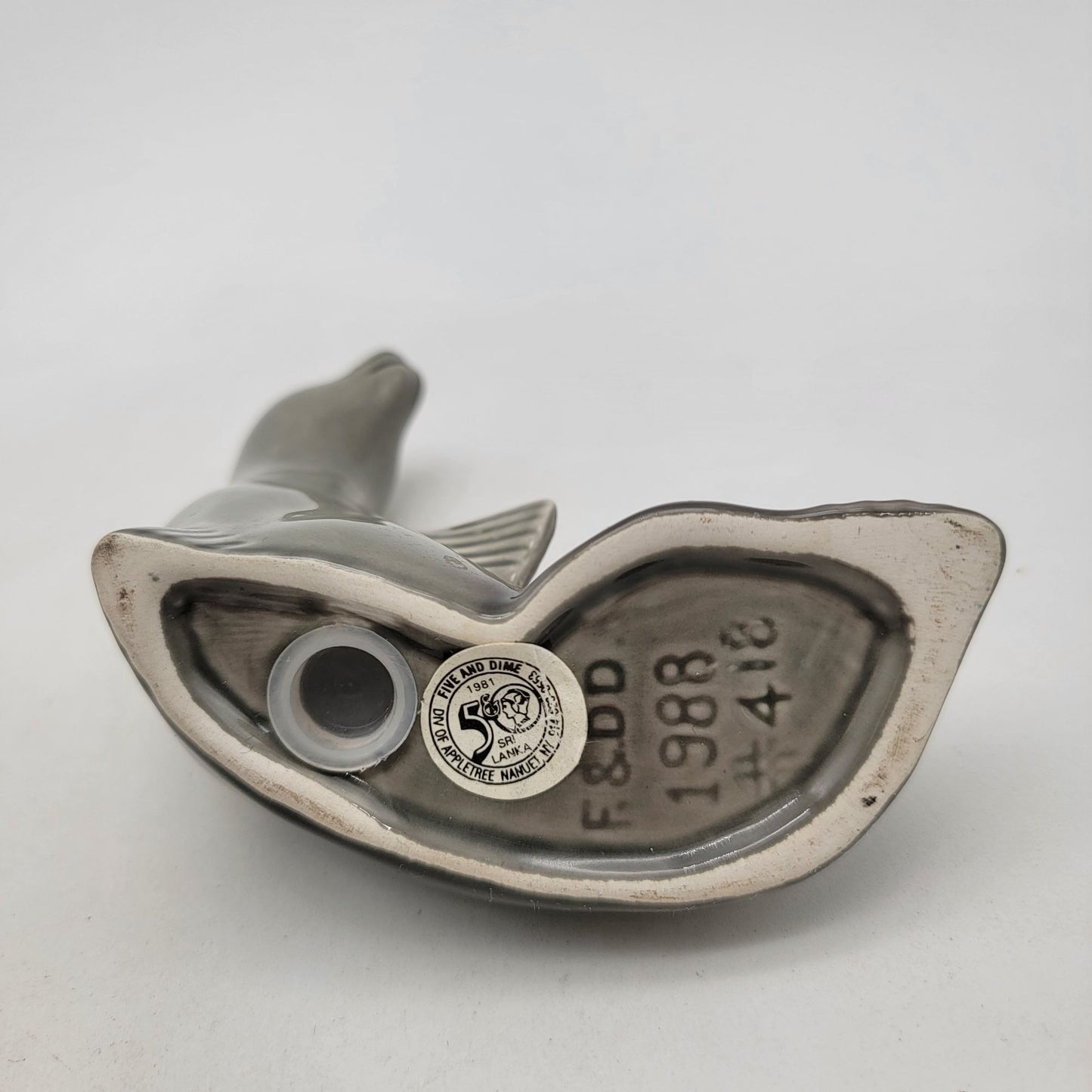 Vintage 1988 Five & Dime Seal Single Salt Or Pepper Shaker #418