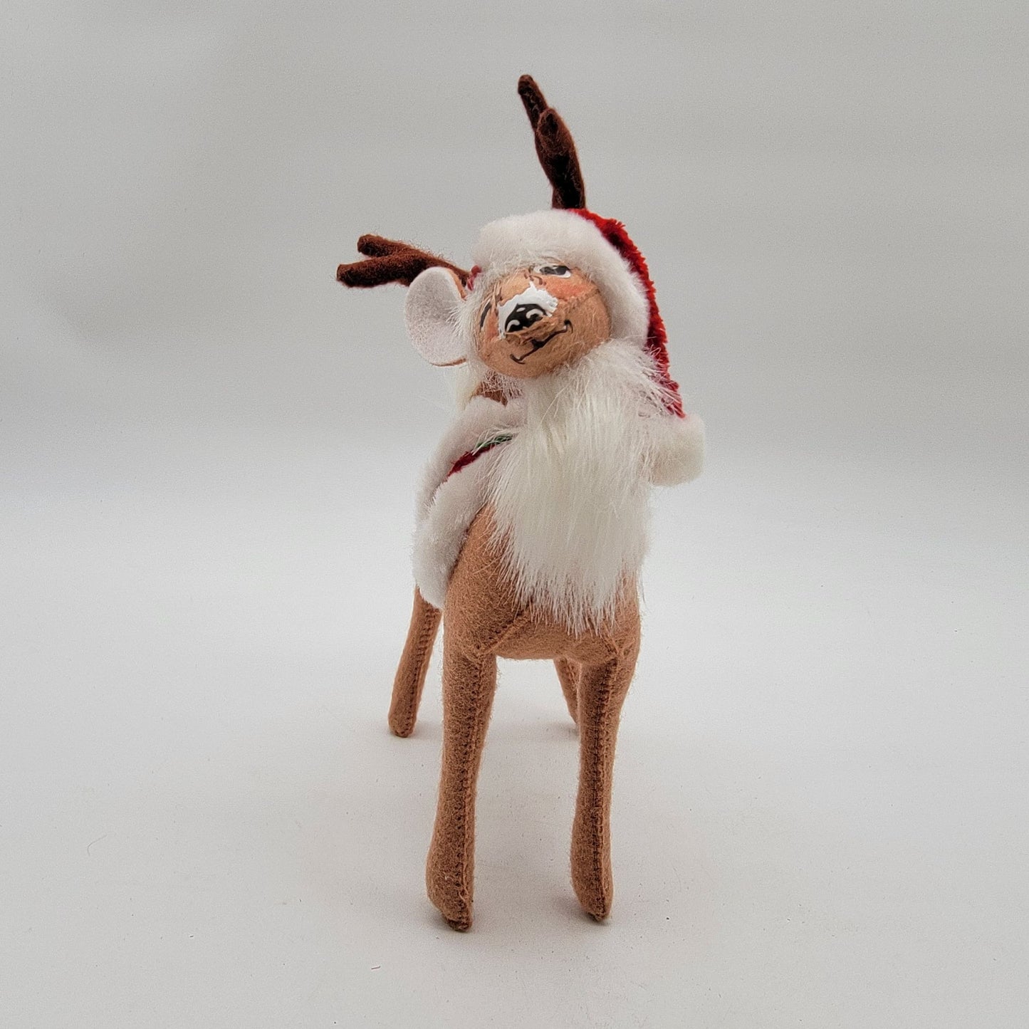 2012 Annalee Cozy Christmas Reindeer 9" Doll With Santa Hat