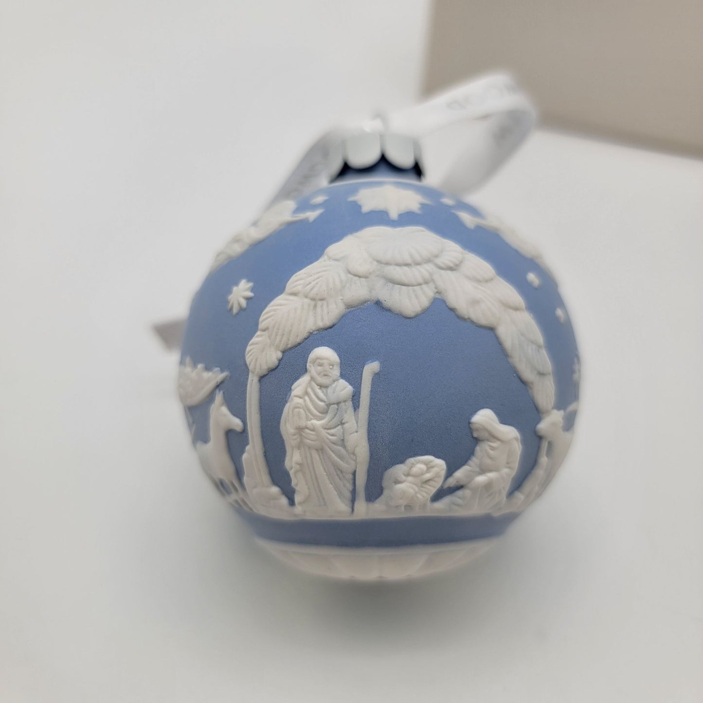 Wedgwood Blue Jasperware Nativity Christmas Ornament In Original Box 2013