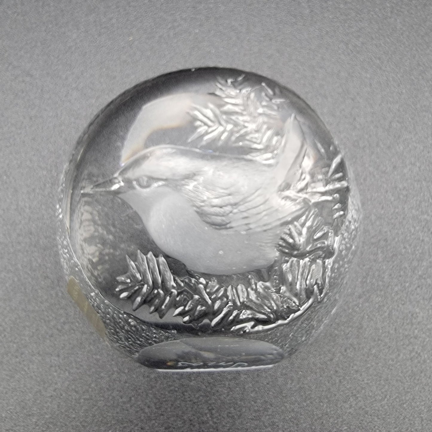 Mats Jonasson Crystal Wren Bird Paperweight Signature Collection Signed