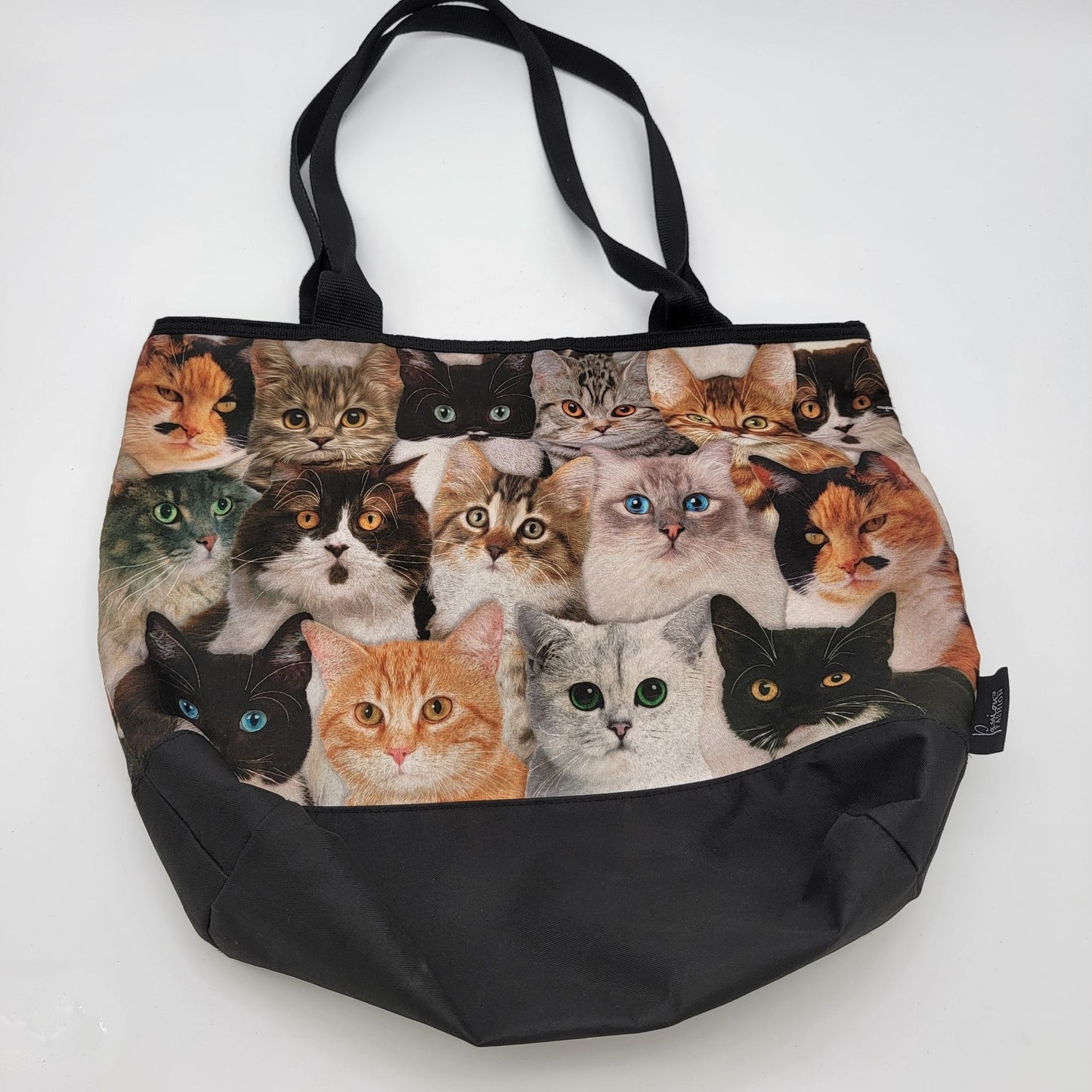 Cat Tote Bag With Zipper & Inner Pocket - Black Bottom