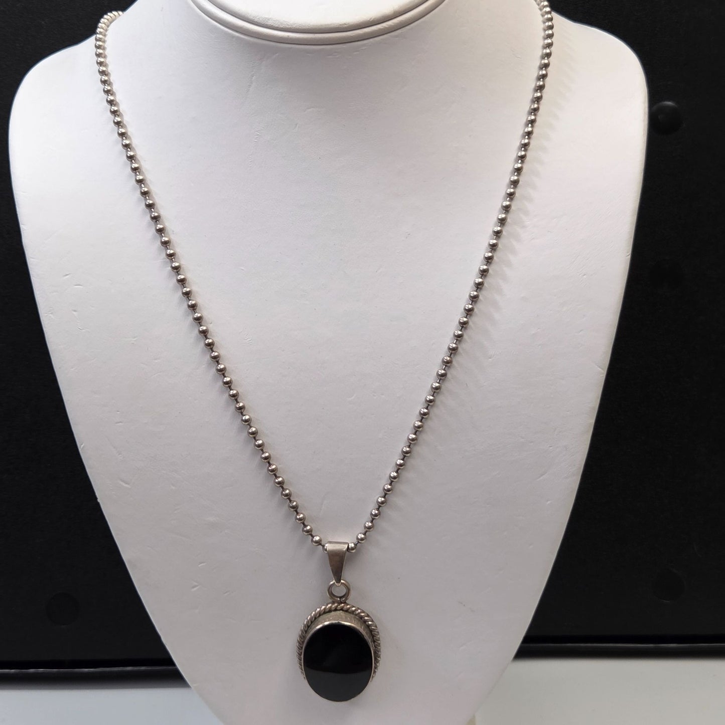 Vintage 925 Silver Black Onyx Pendant Necklace On 925 Silver Ball Chain Made in Italy
