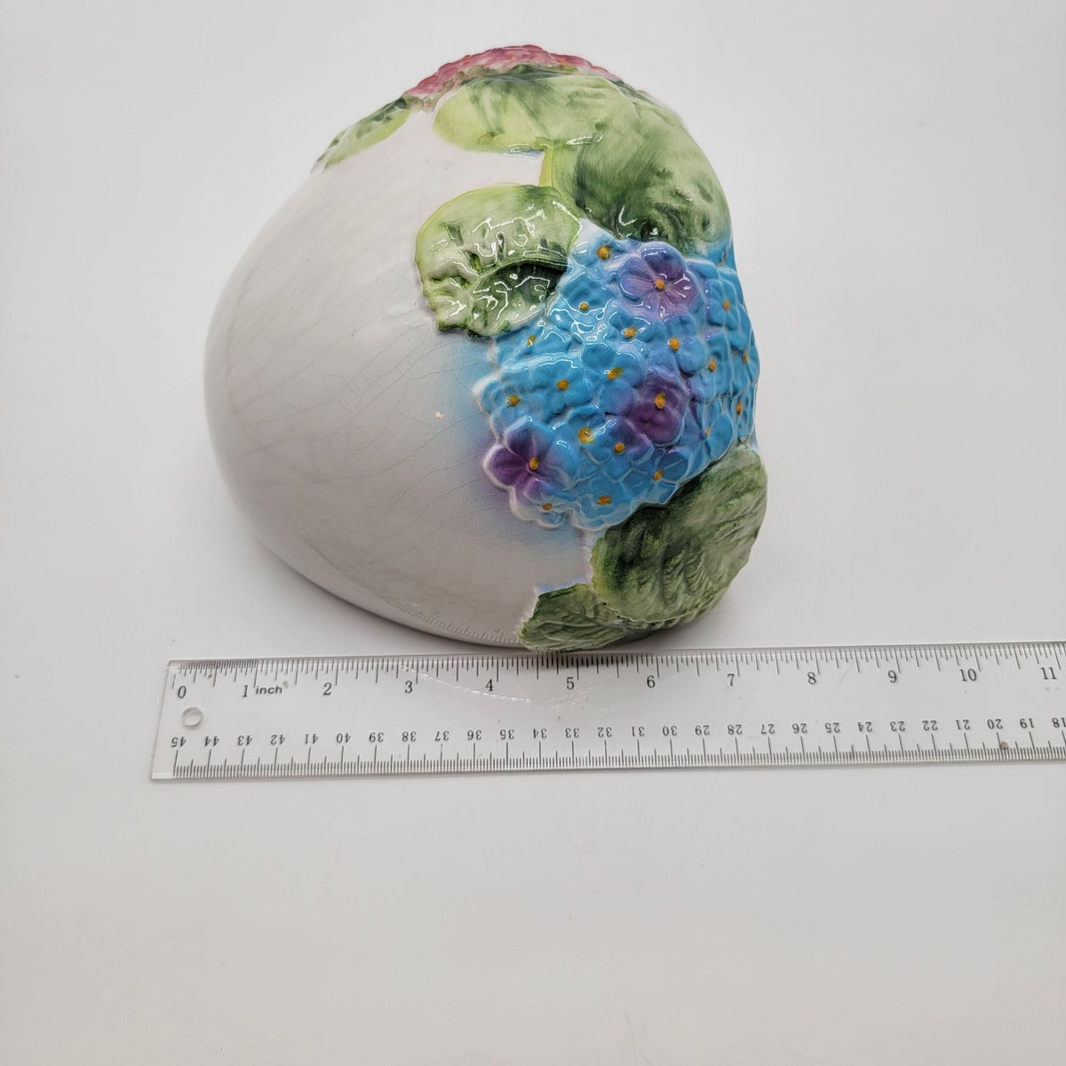 1980s Pier 1 Imports Hydrangeas Pottery Wall Pocket