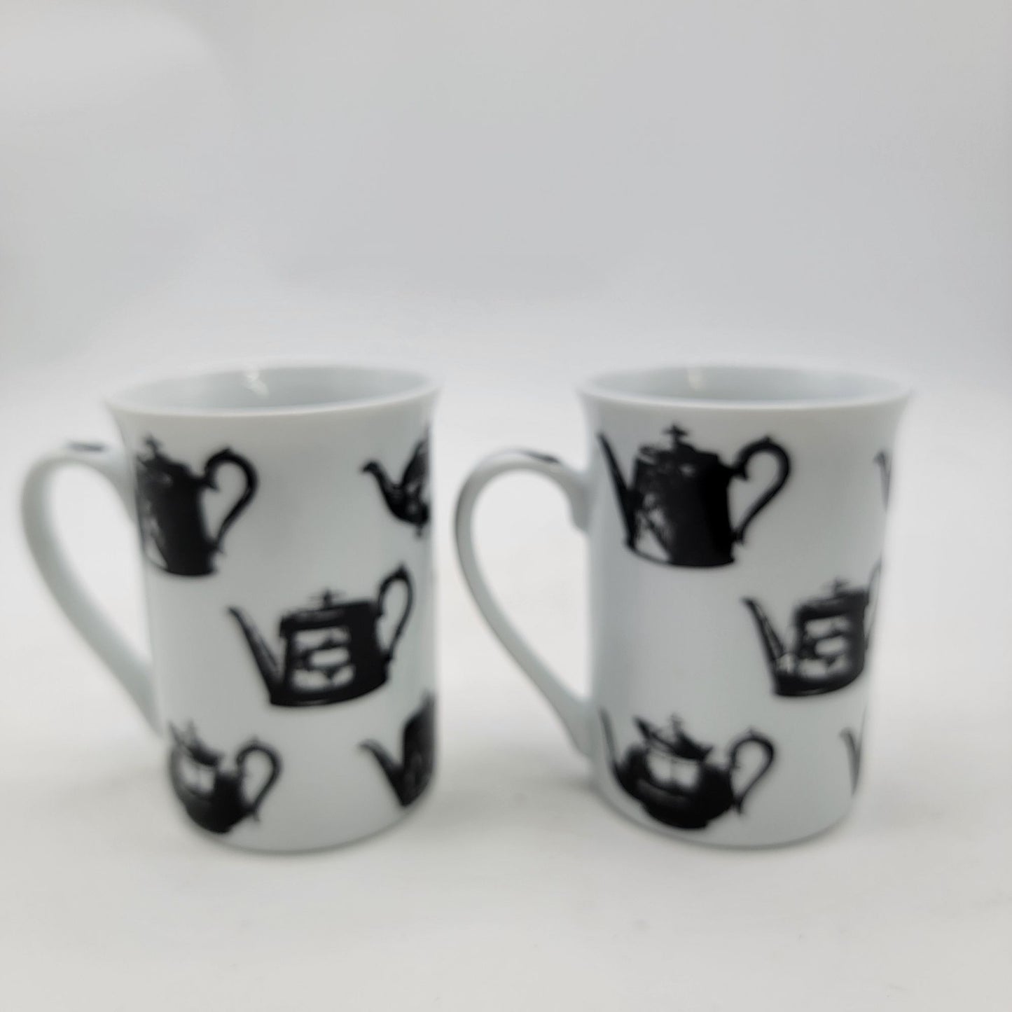 Set Of 2 Paul Cardew Teapot Antique Pewter Pattern Mugs