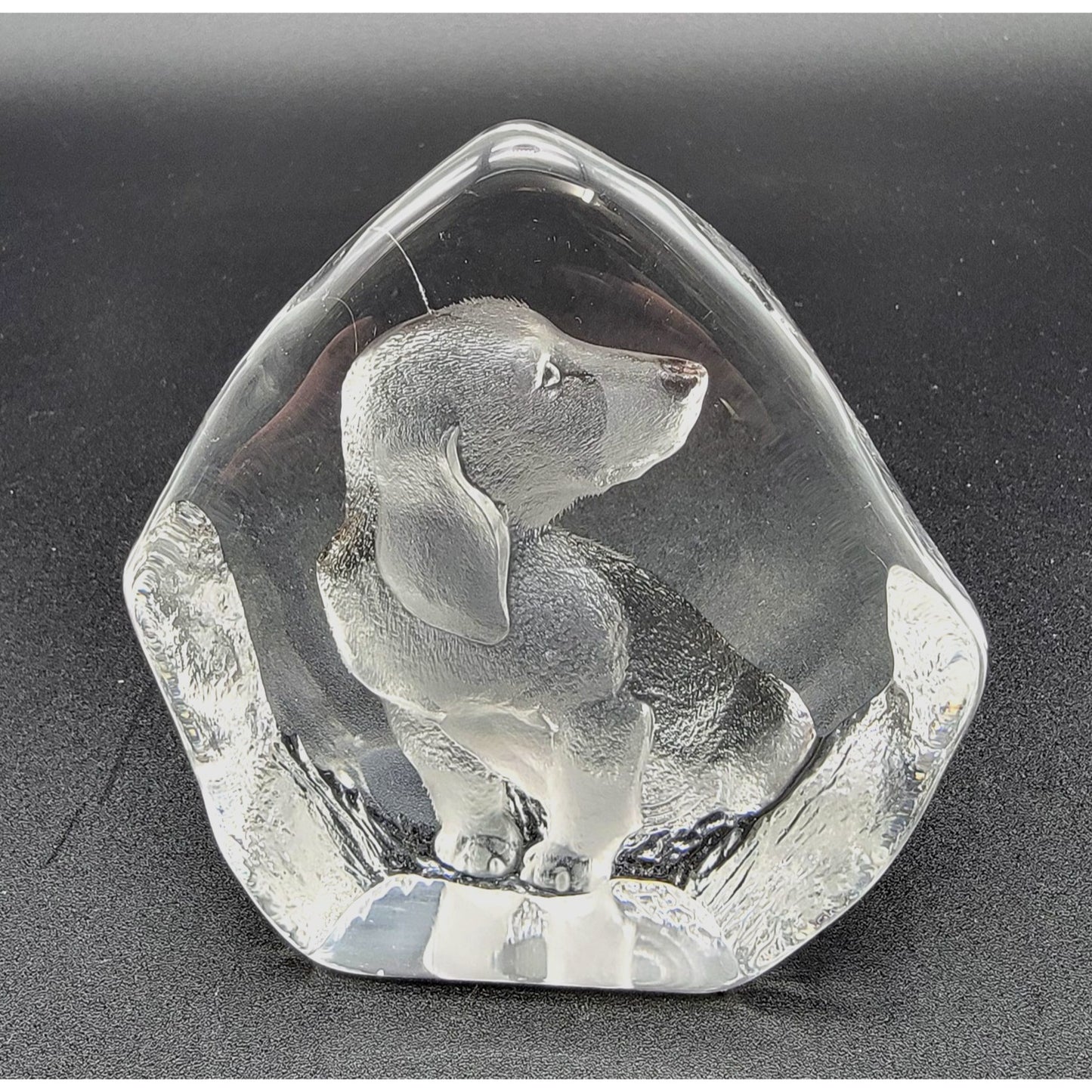 Mats Jonasson Signed Crystal Dachshund Dog Paperweight Signed Sweden 3690
