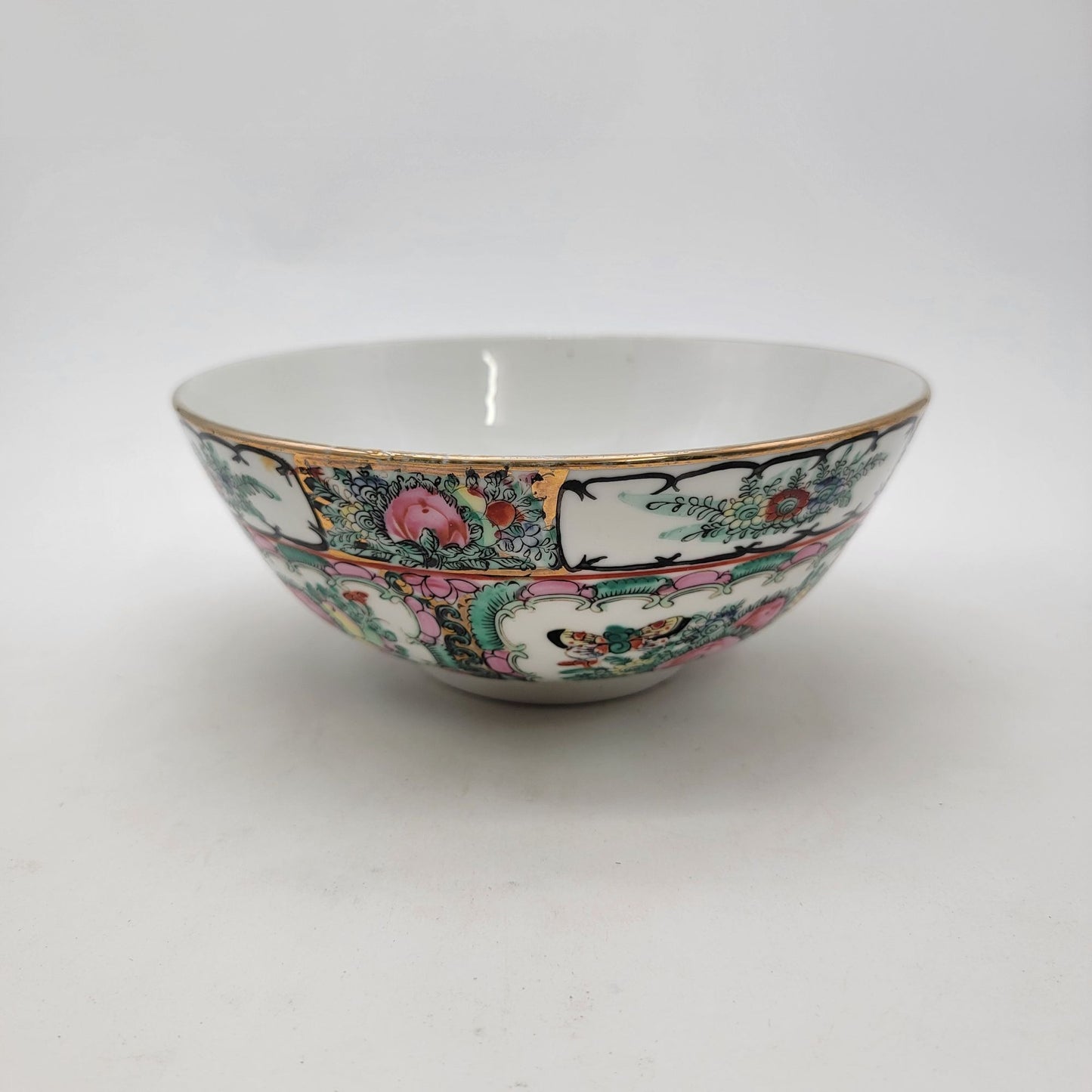 Antique Chinese Famille Rose Medallion Bowl