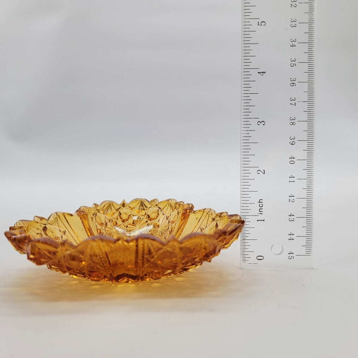 Richard & Hartley Daisy & Button Clover Amber Glass Berry Bowls Set Of 6