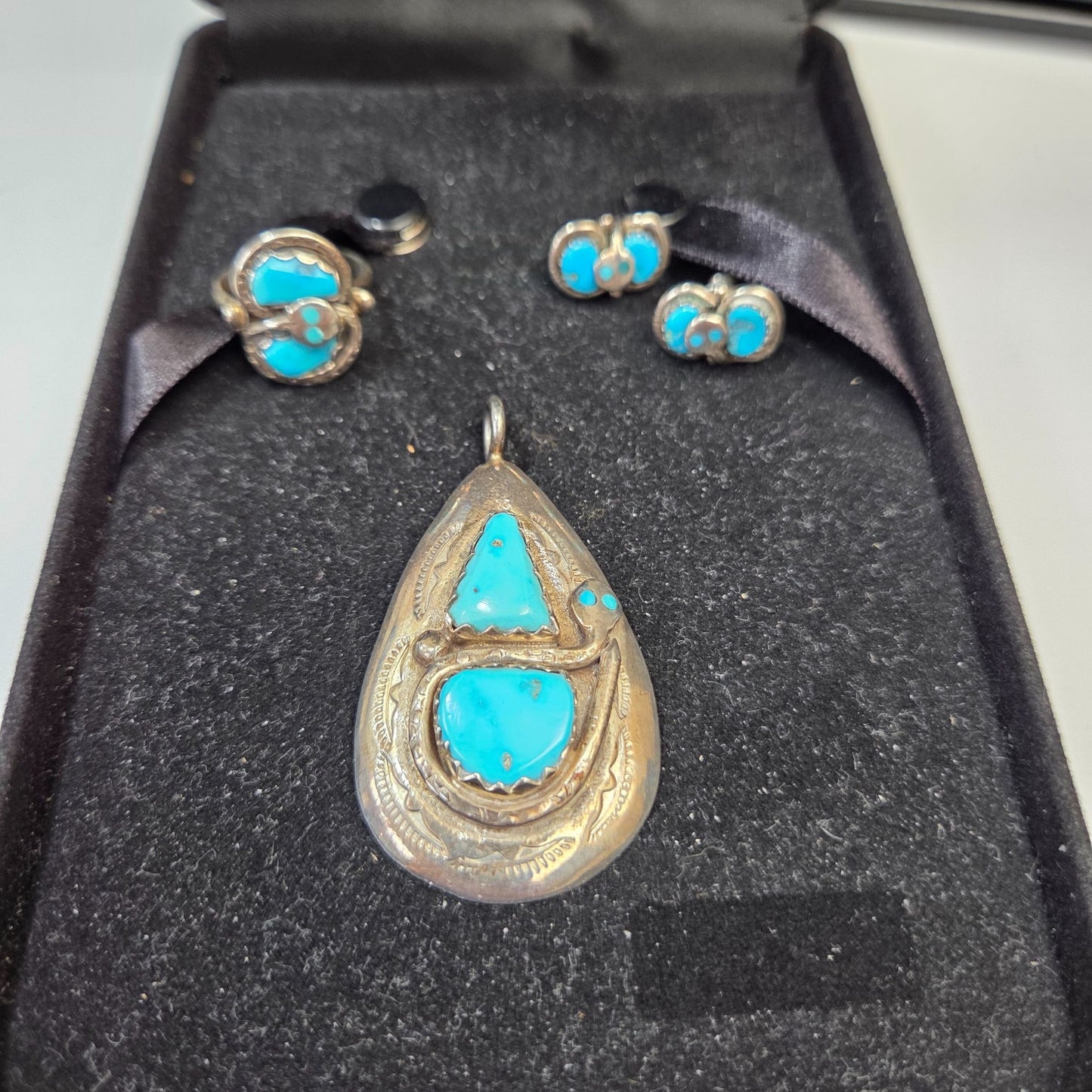 Effie Calavaza Zuni Sterling Silver & Turquoise Snake Pattern Jewelry Earring, Pendant & Ring Set