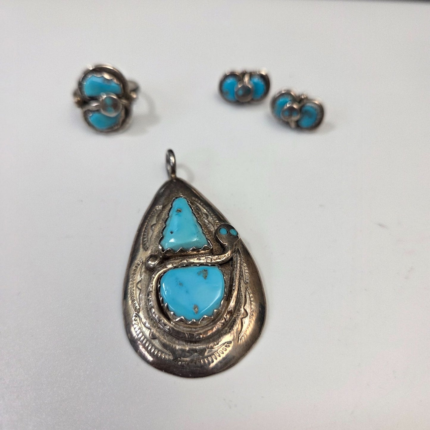Effie Calavaza Zuni Sterling Silver & Turquoise Snake Pattern Jewelry Earring, Pendant & Ring Set