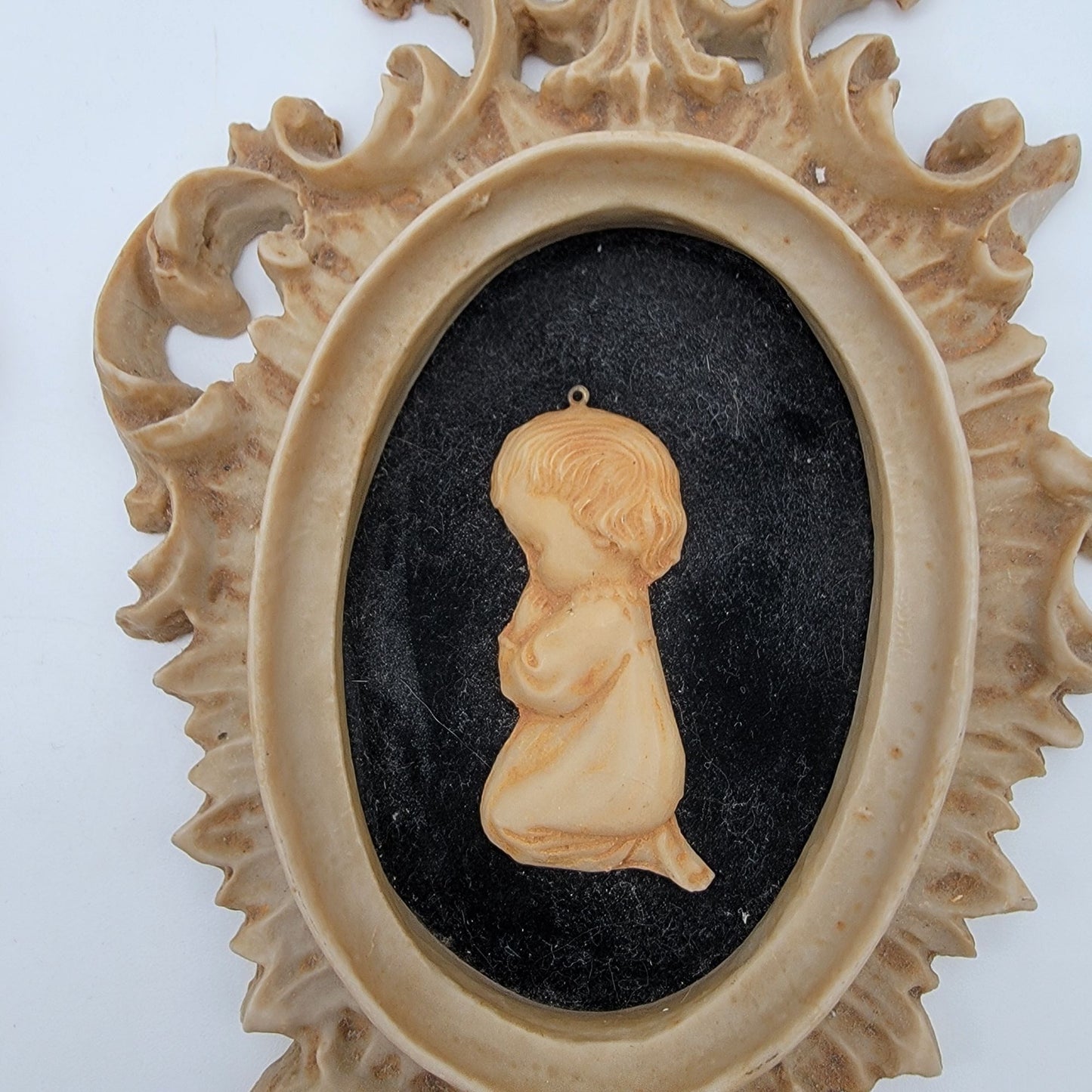 Pair Of Vintage Capodimonte Praying Children Wall Art Plaques With Ornate Frames