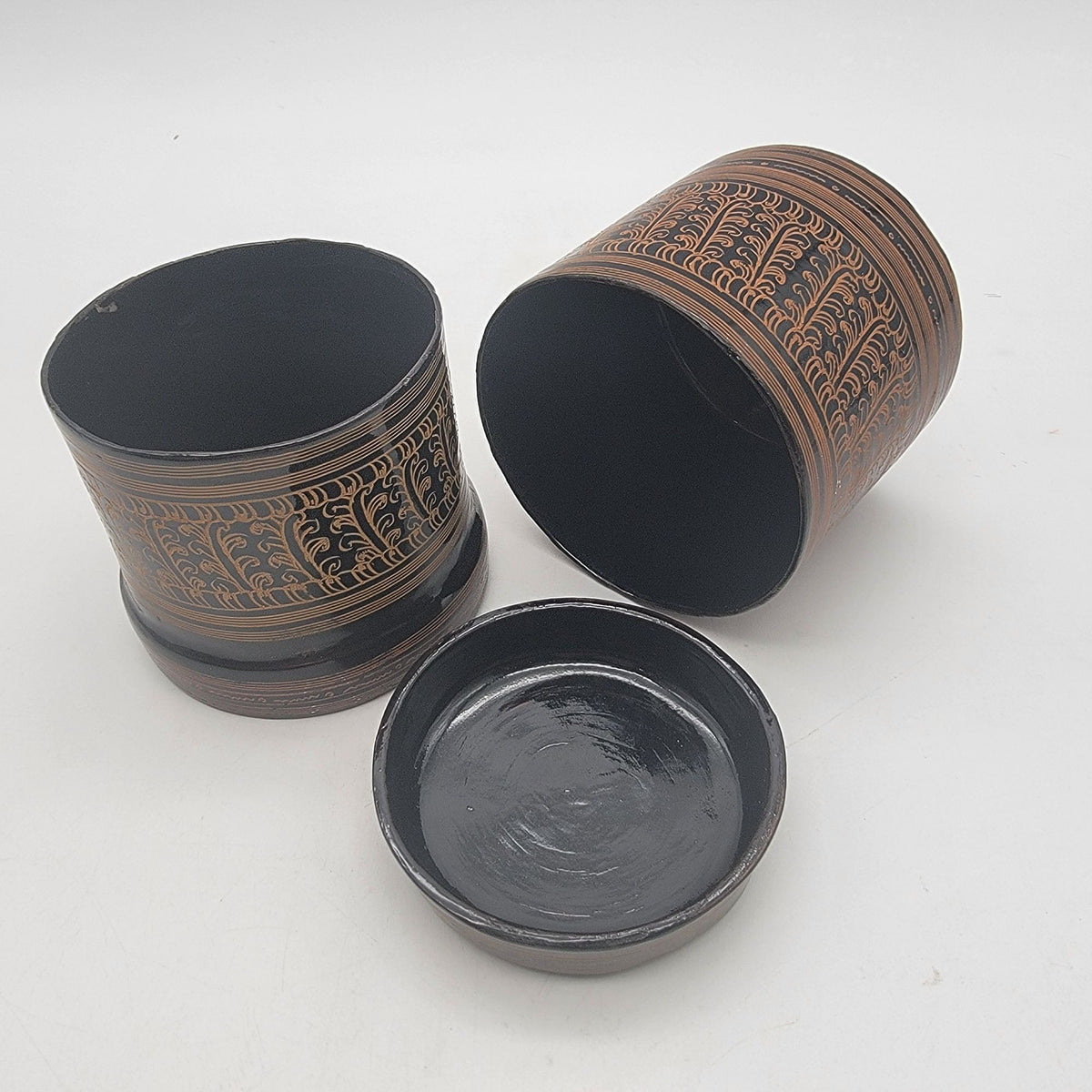 Vintage Small Burmese Lacquerware Betel Nut Box Container