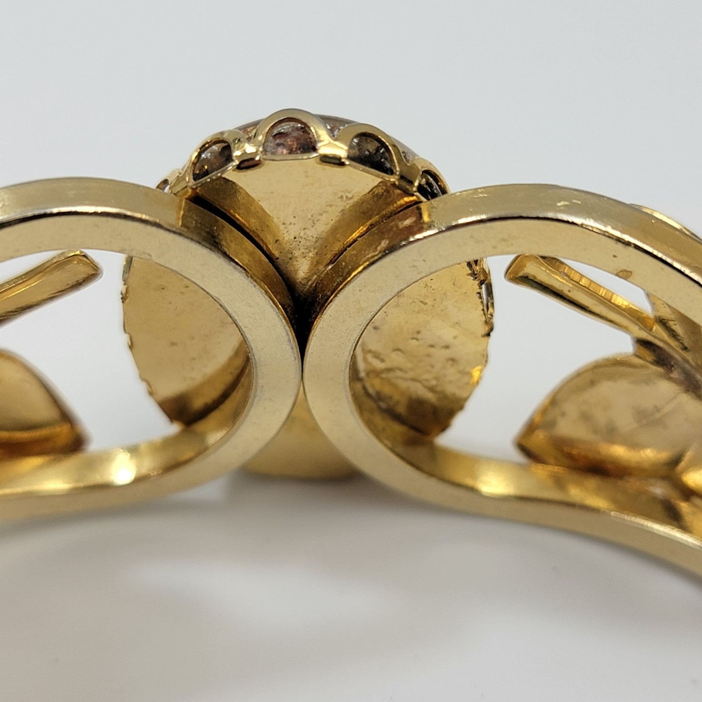 Vintage 1980's Opal Lucite Clamper Bracelet