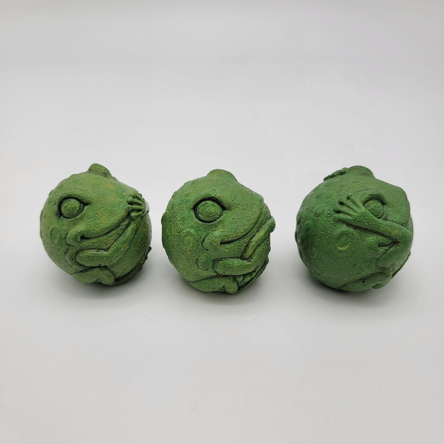 Set Of 3 Green Round No Evil Frog Statues - Hear No Evil See No Evil Speak No Evil