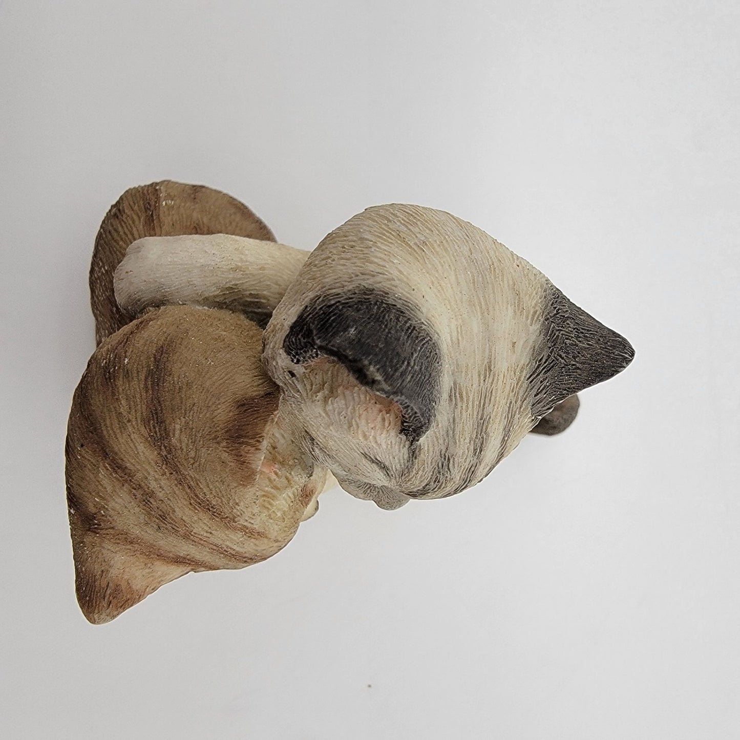 Vintage 2001 Country Artist Kittens Hugging Figurine 02222