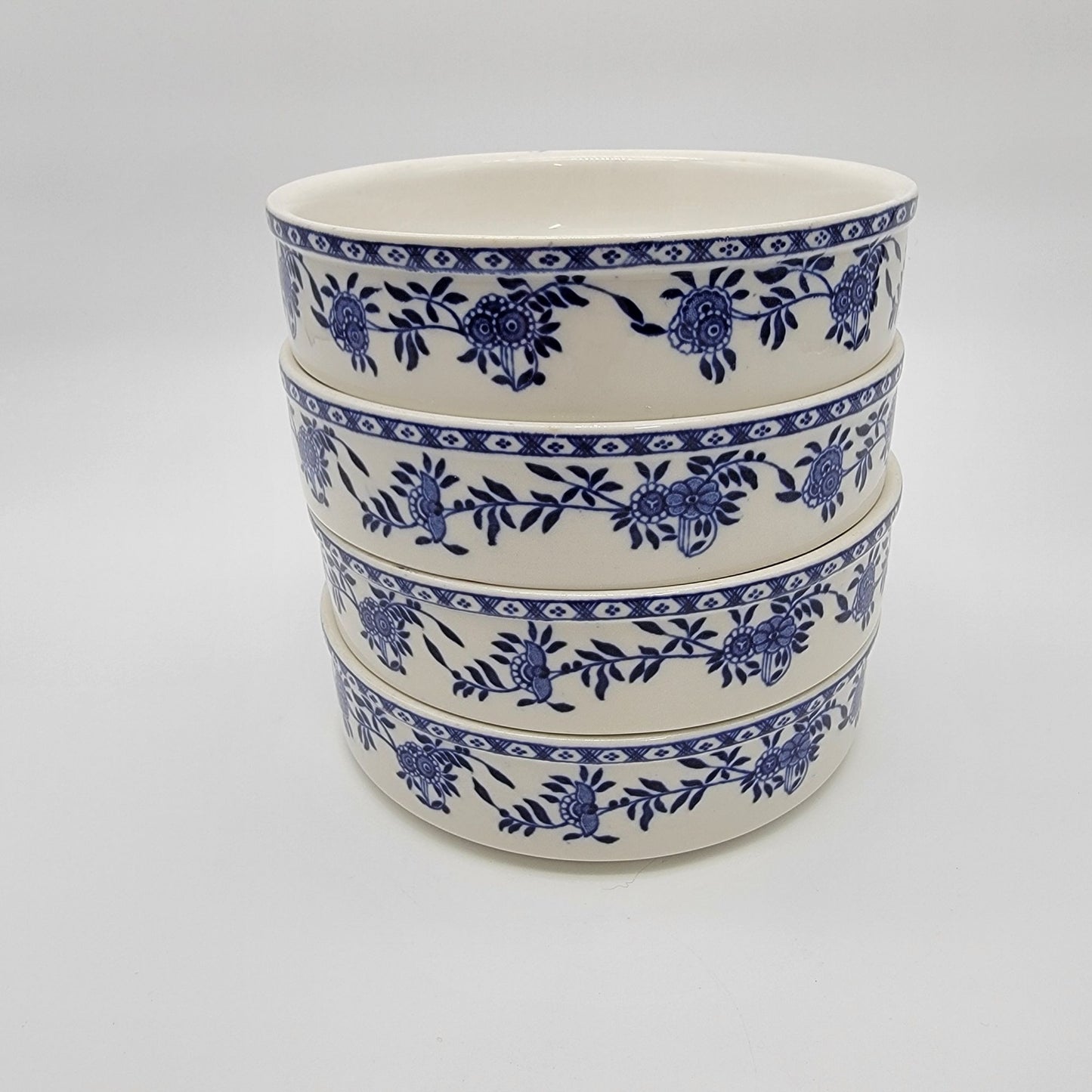 Vintage Walker Vitrified China Porcelain Bowls Blue Delph Set of 4