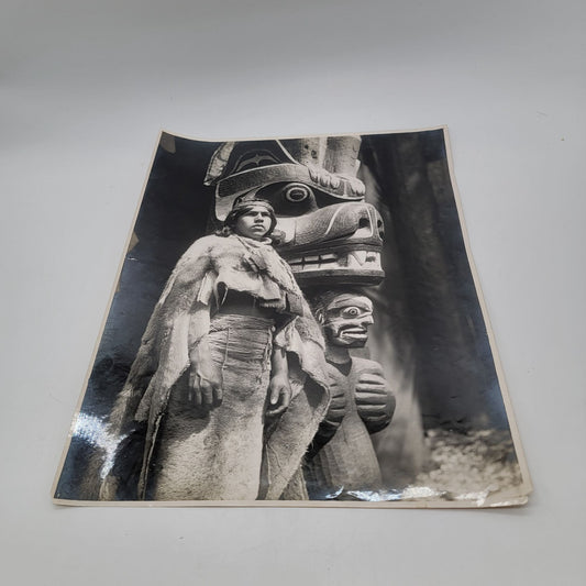 Edward S Curtis 1914 Motana "In The Land Of The Head Hunters" Indigenous Film Still Mid-Century Exhibition or Estate Darkroom Reprint