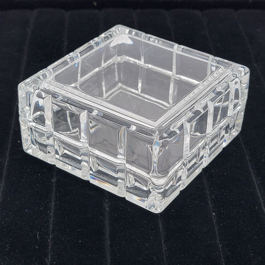 Crystal Glass Trinket Box With Geometric Lattice Design