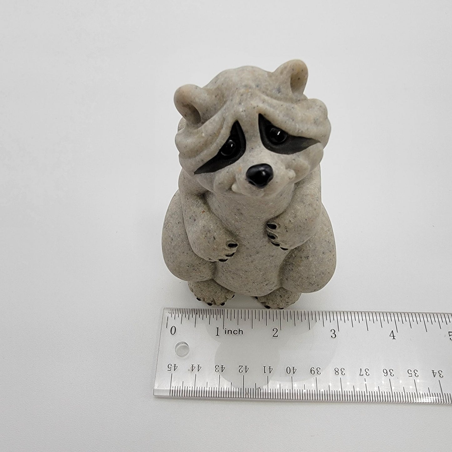 Vintage 2002 Quarry Critters Ragoo Raccoon Sculpture