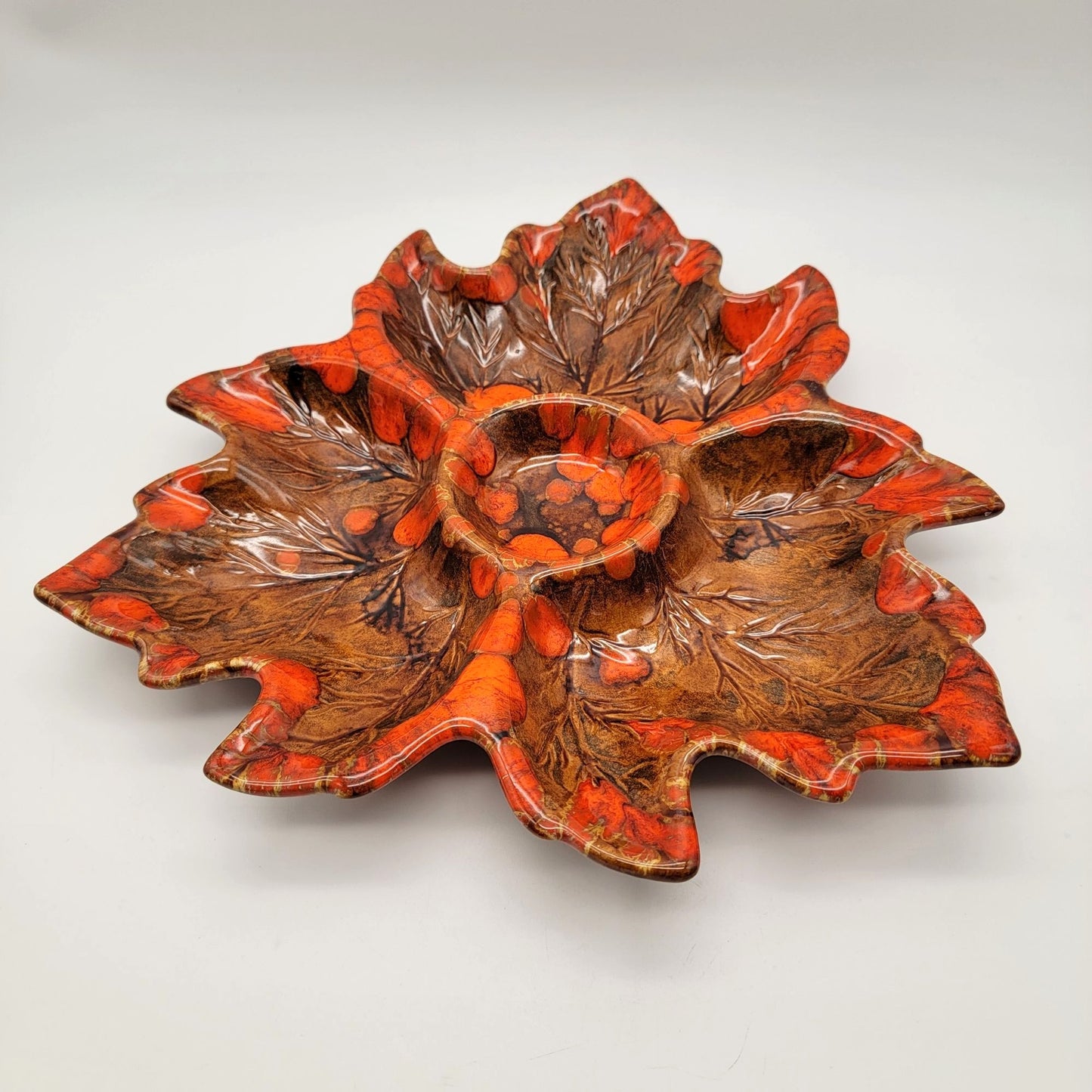 Vintage 1959 Holland Mold Pottery Leaf Chip And Dip Dish