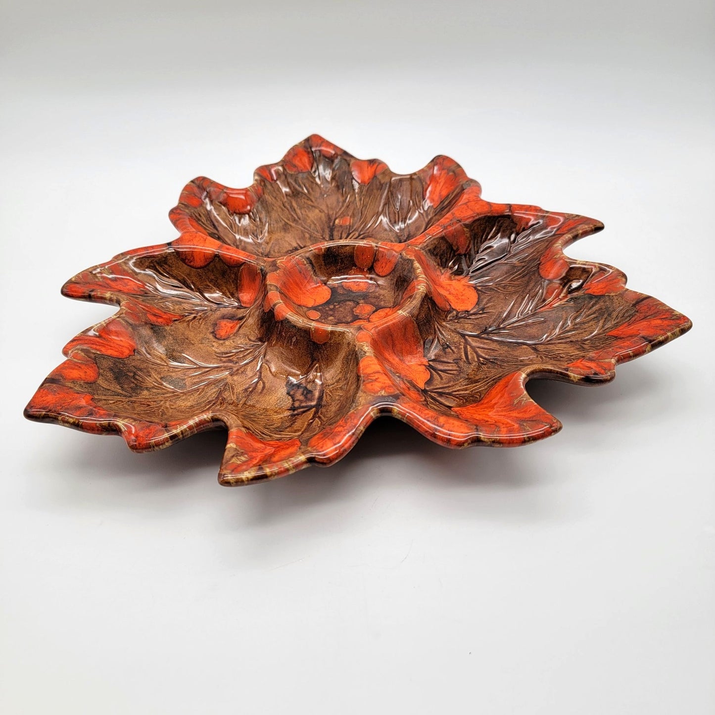 Vintage 1959 Holland Mold Pottery Leaf Chip And Dip Dish