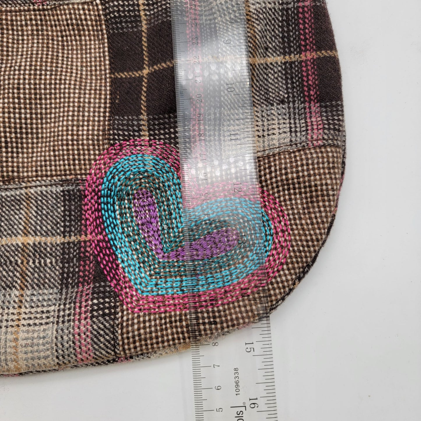 Patchwork Plaid Fabric Handbag With Heart Accent