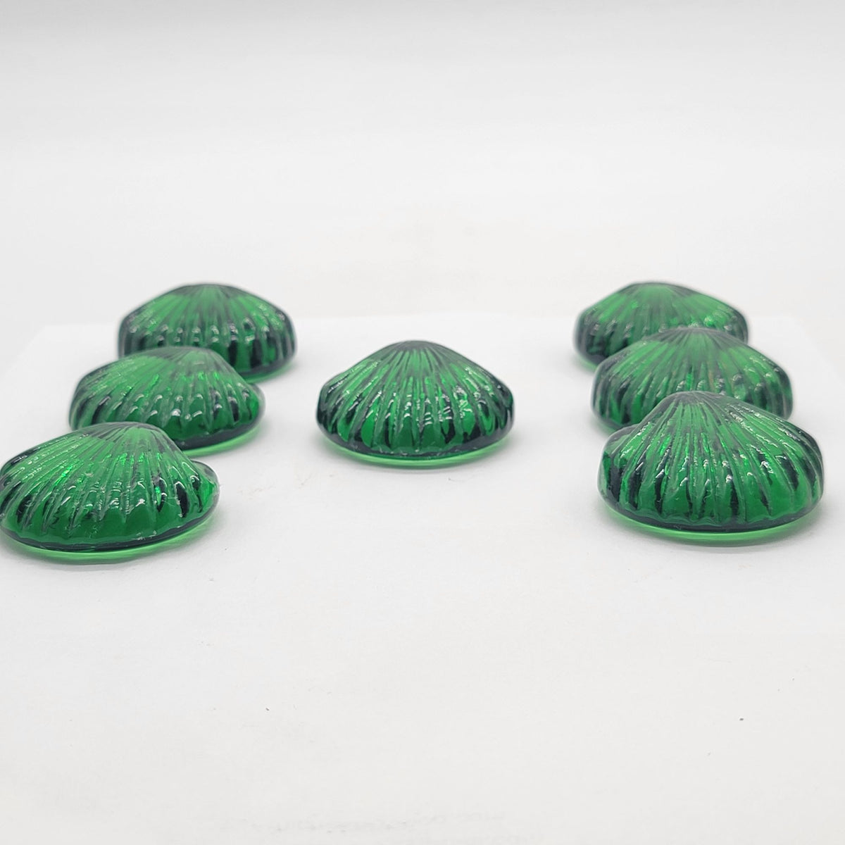 Vintage Green Glass Seashells Set Of 7