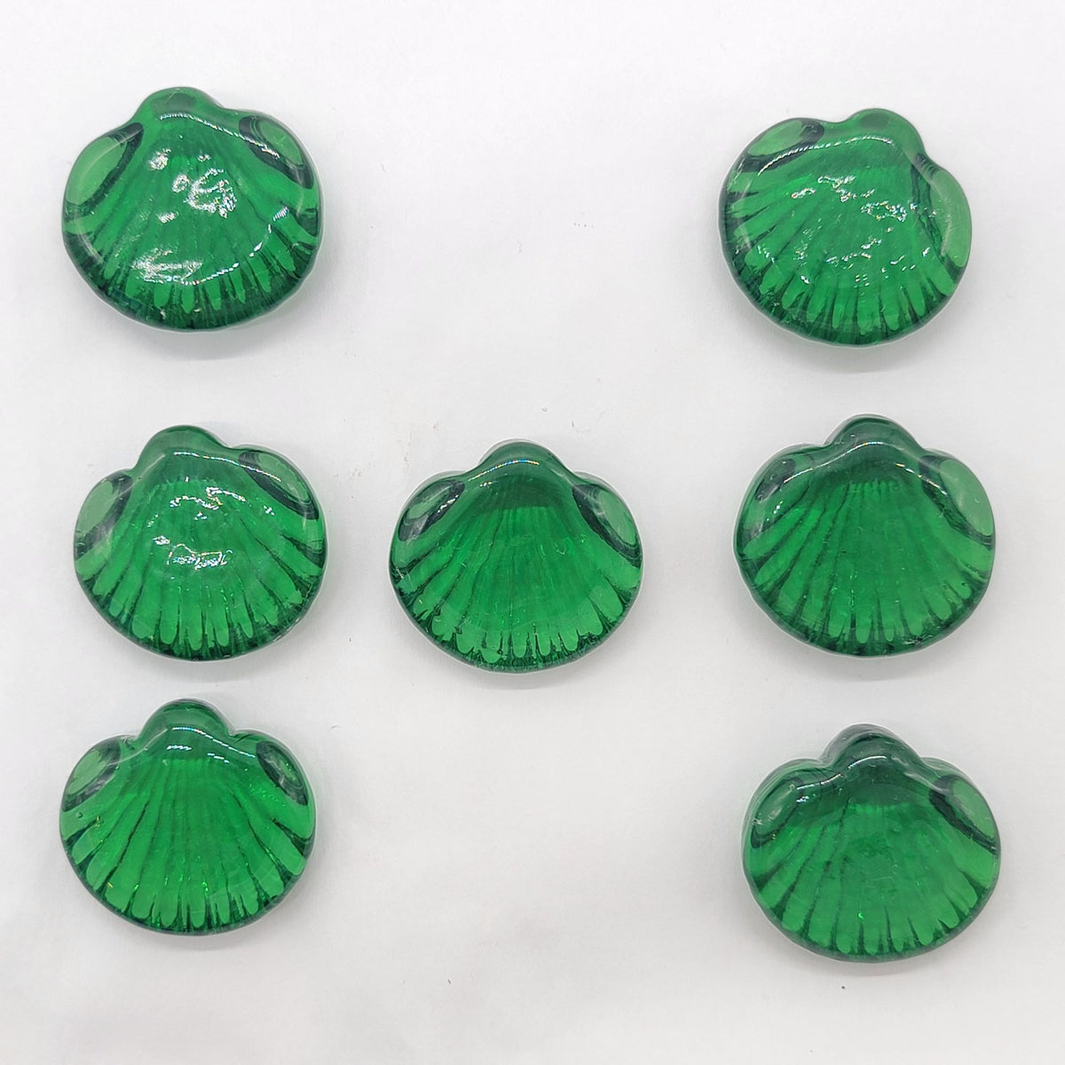 Vintage Green Glass Seashells Set Of 7