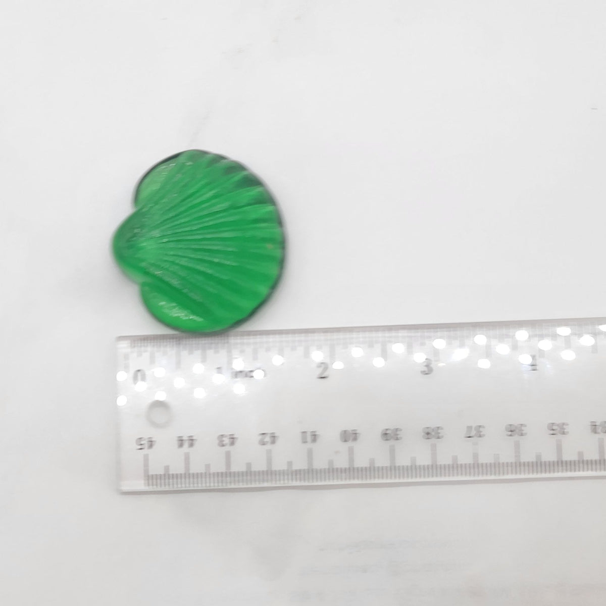 Vintage Green Glass Seashells Set Of 7