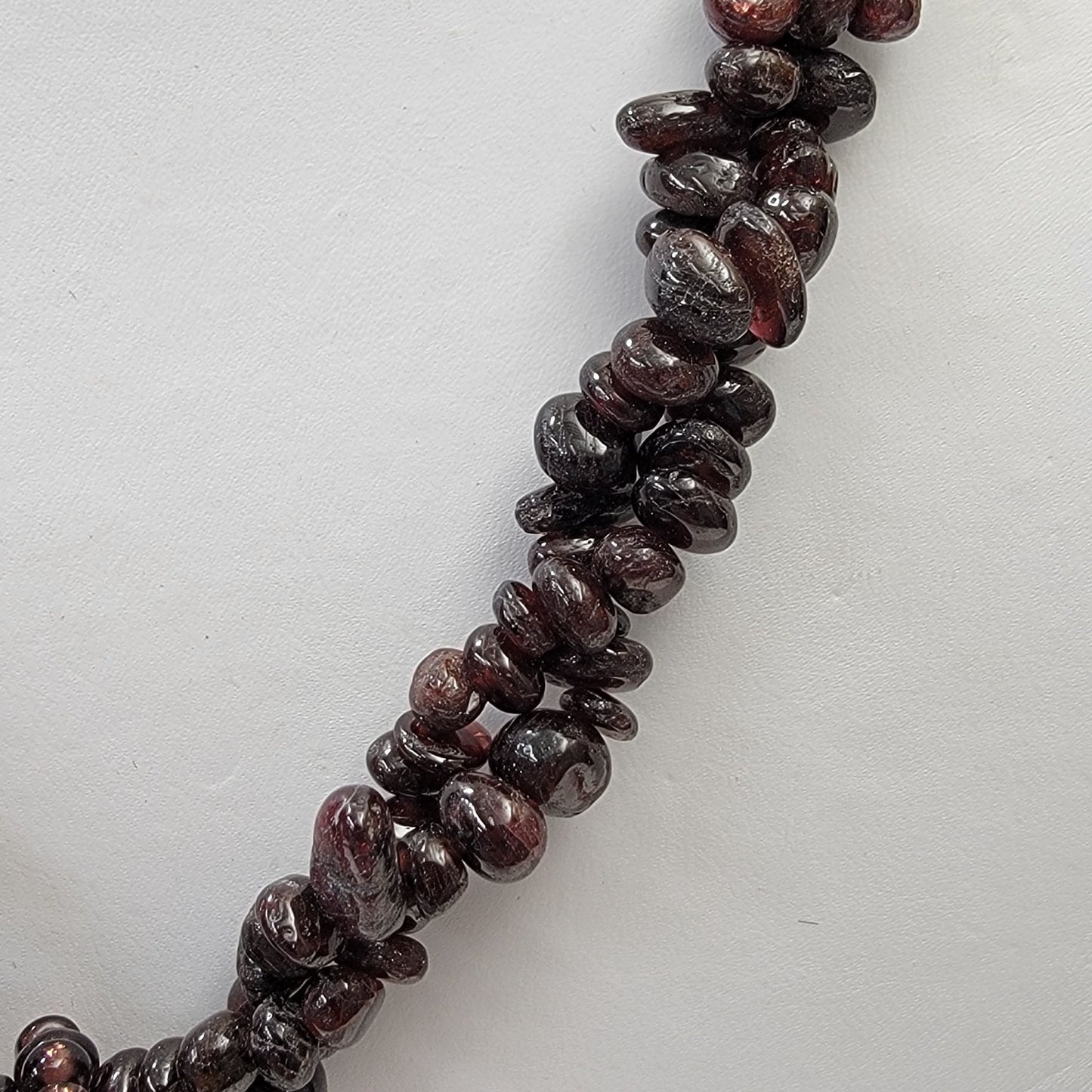 Natural Garnet Cluster Beaded Necklace With Teardrop Glass Pendant