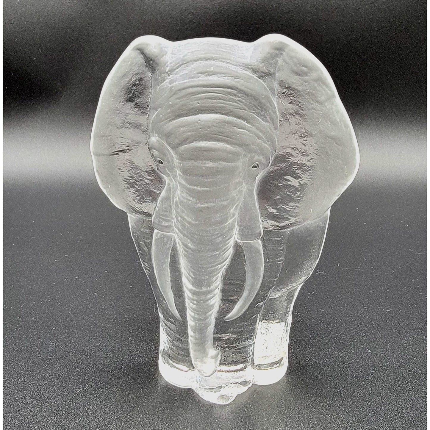 Mats Jonasson Crystal Elephant Paperweight Signed M Jonasson Sweden 0109