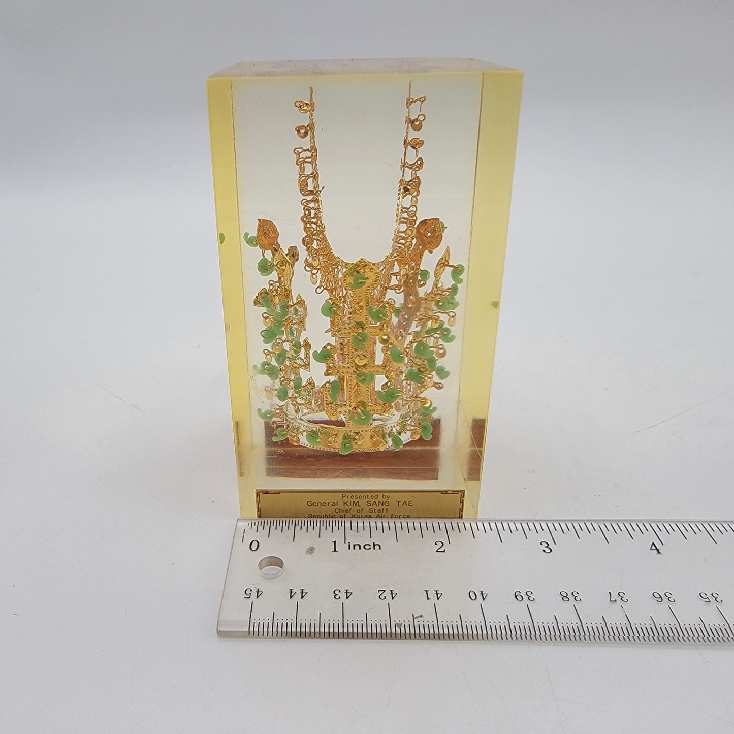 Vintage Korean Silla Dynasty Gold KumKwan-Chong Gold Crown Lucite Paperweight