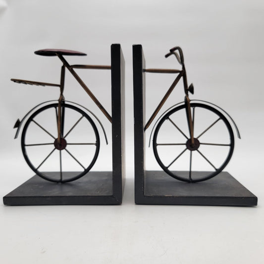 Litton Lane Black Metal Bicycle Bookends