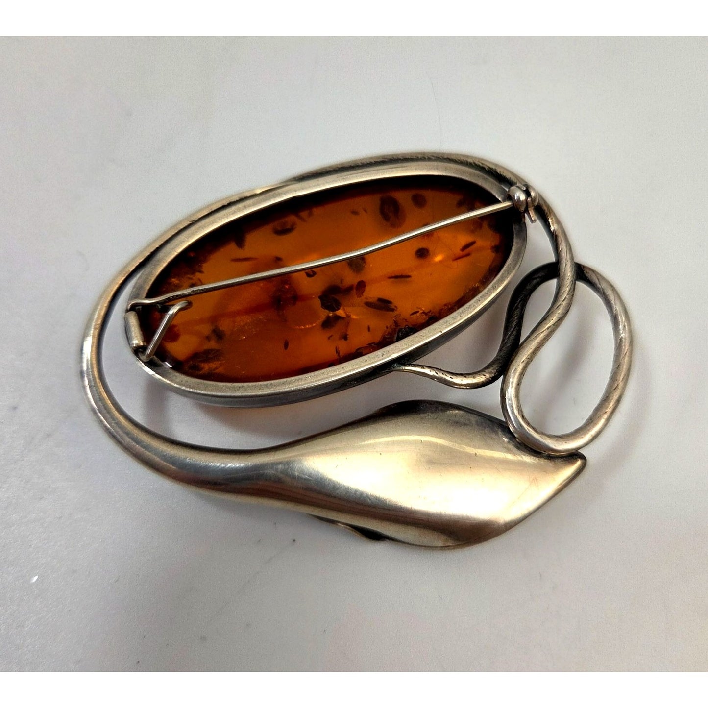 Art Nouveau Sterling Silver Honey Cognac Baltic Amber Calla Lily Brooch