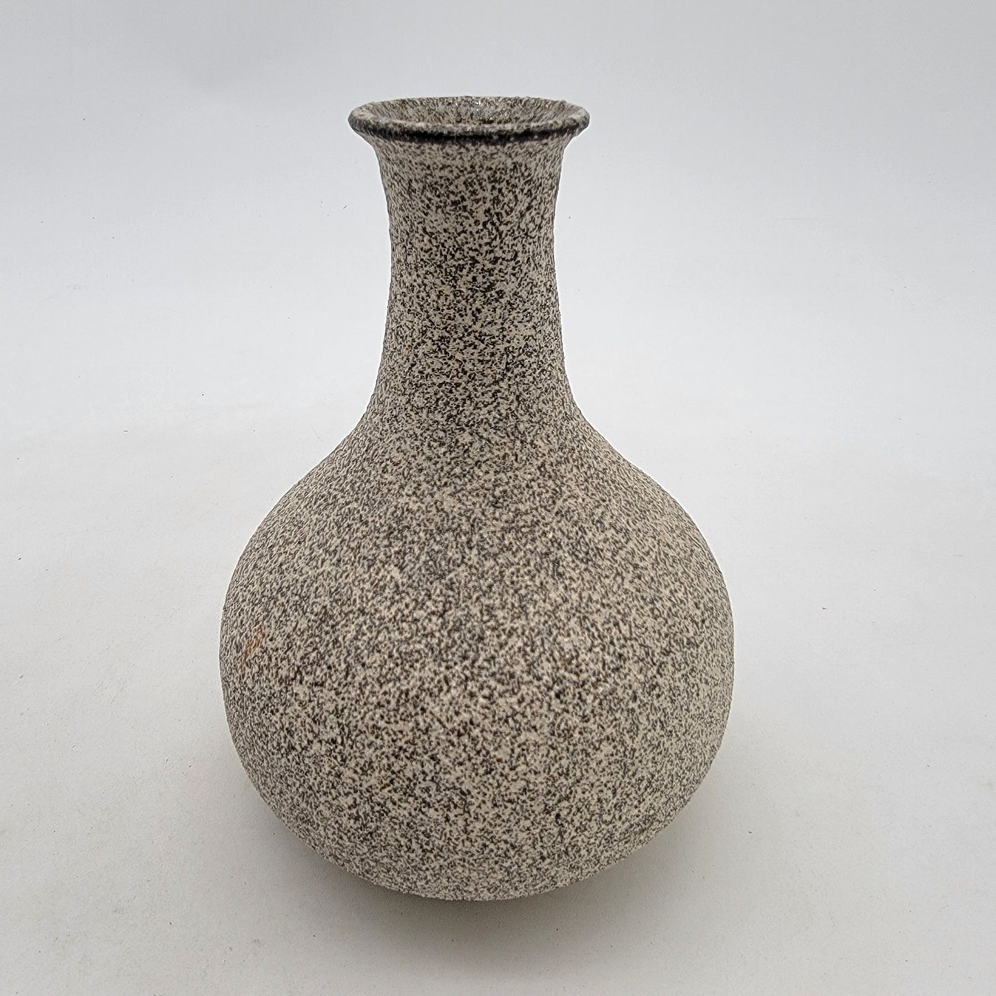 B.Traub Pottery Hawaiian Art Pottery Vase Speckled Textured Design