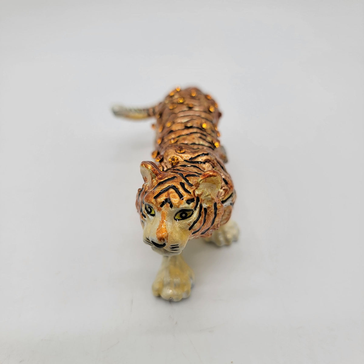 Object DArt Year Of The Tiger Hinged Trinket Box No.226