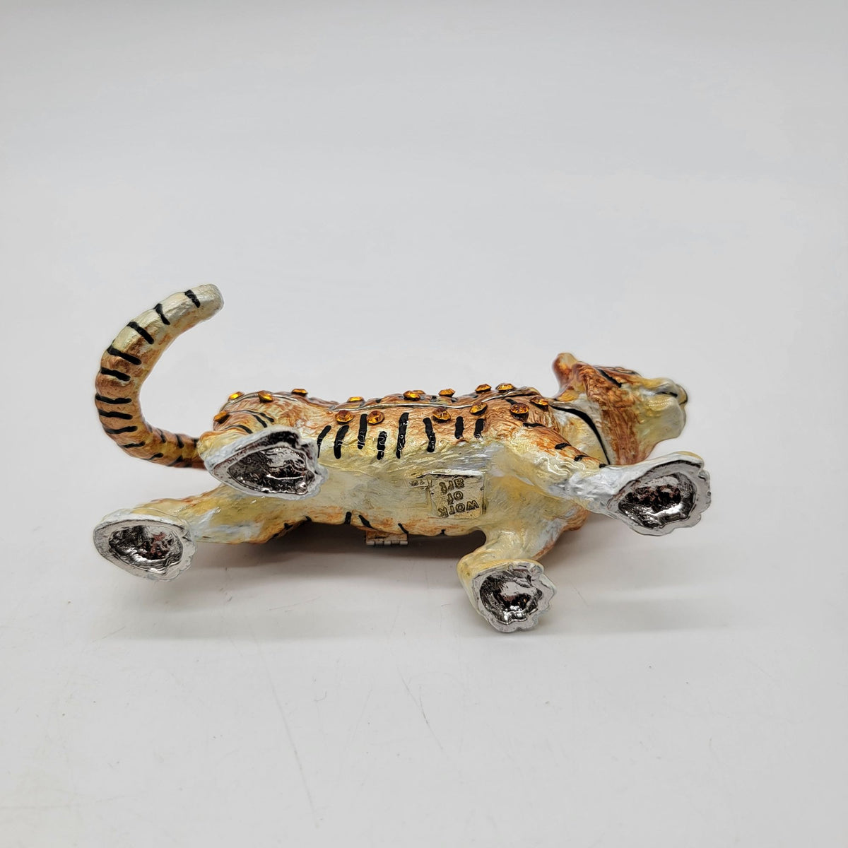 Object DArt Year Of The Tiger Hinged Trinket Box No.226