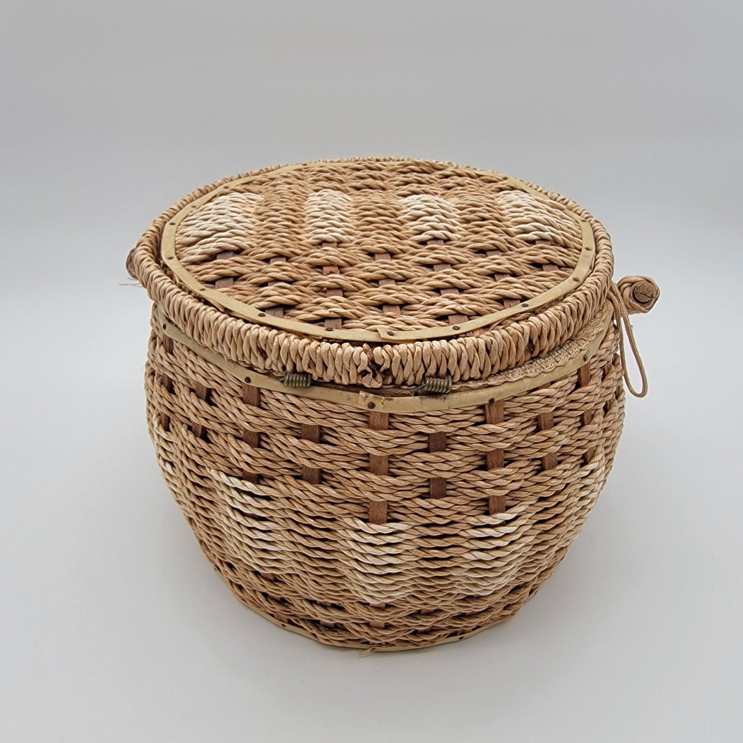 Vintage 1960s Wicker Sewing Basket