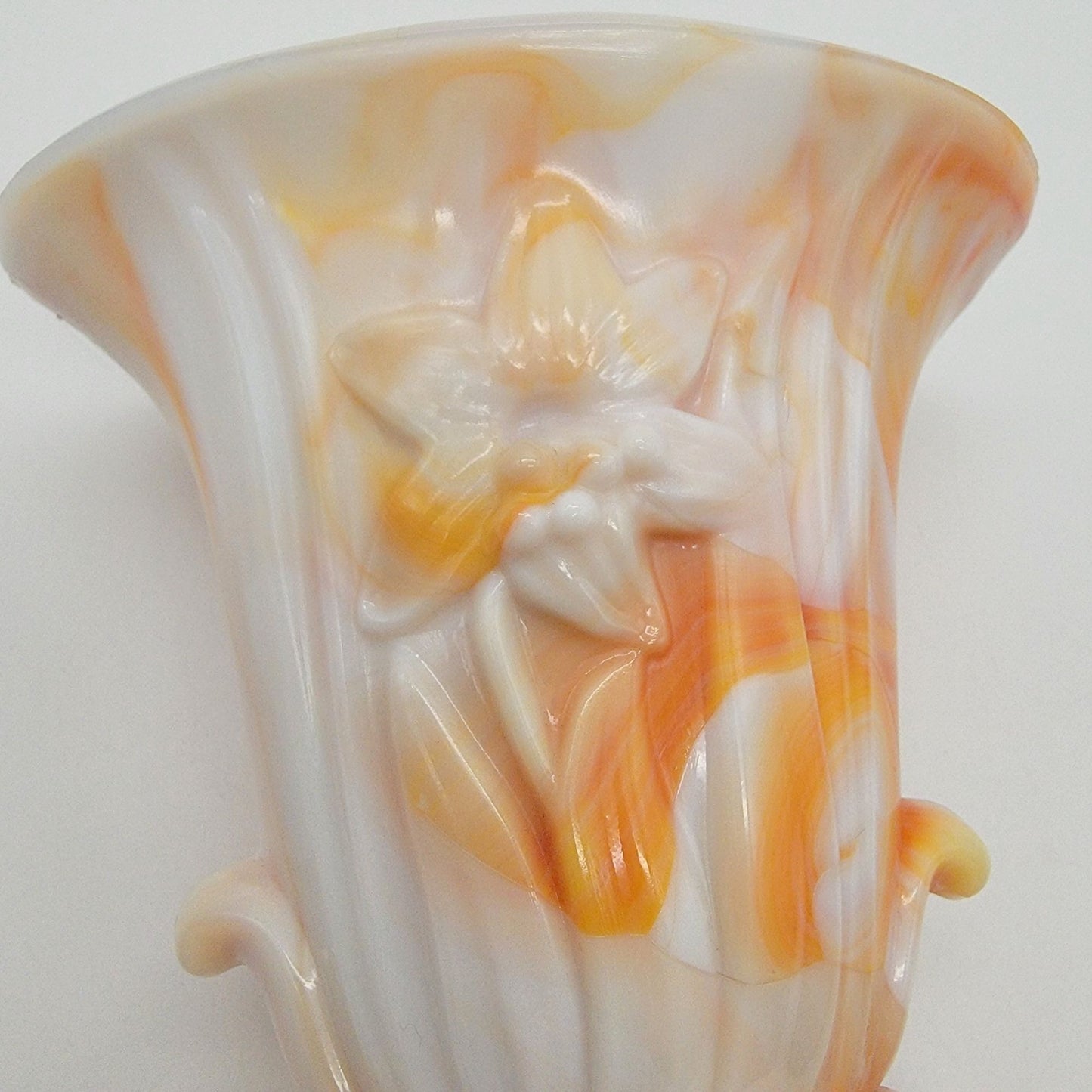 Vintage Akro Agate Orange Slag Glass Daffodil Vase