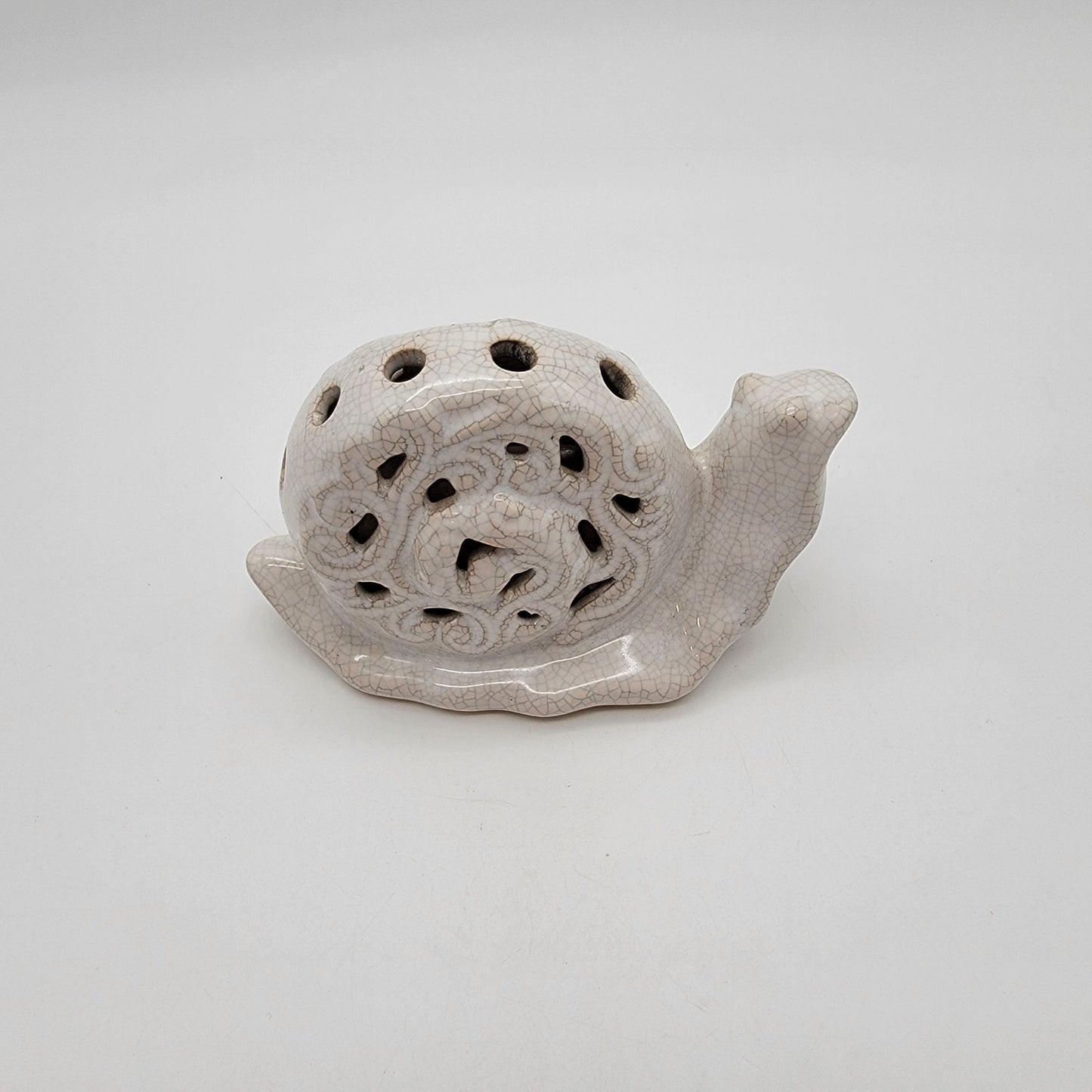 White Snail Potpourri Pomander Figurine