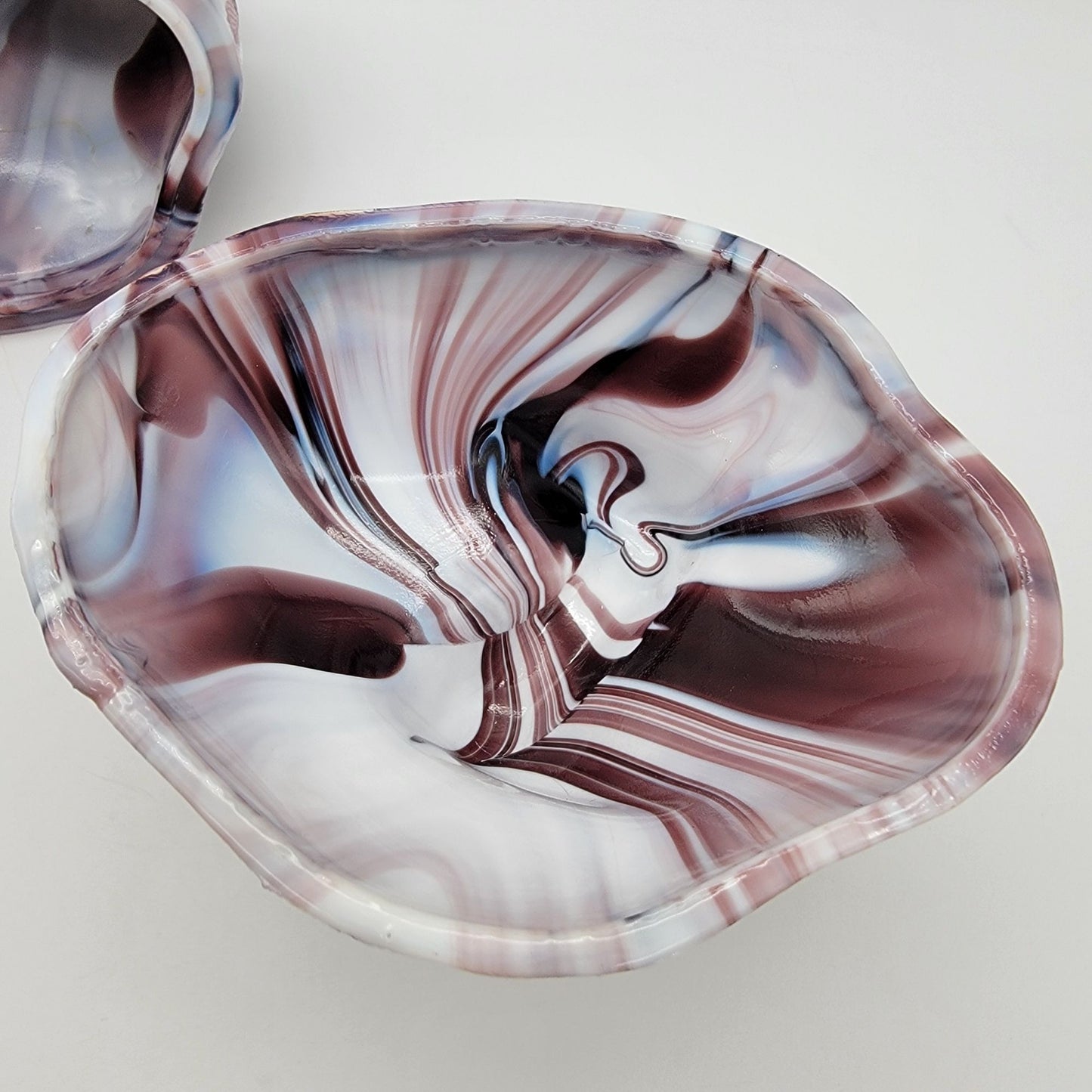 Vintage Westmoreland Amethyst Purple Slag Glass Standing Rooster Covered Dish - As Found