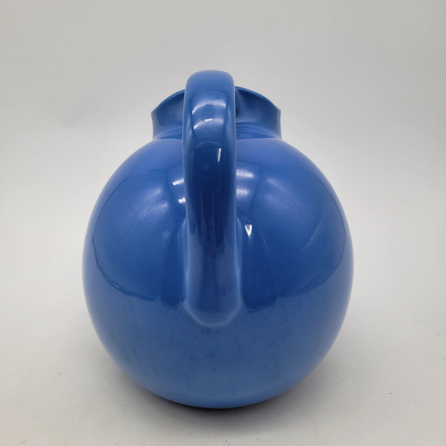 1950s MCM Homer Laughlin Harlequin Delph Blue Round Ball Jug Pitcher With Ice Lip
