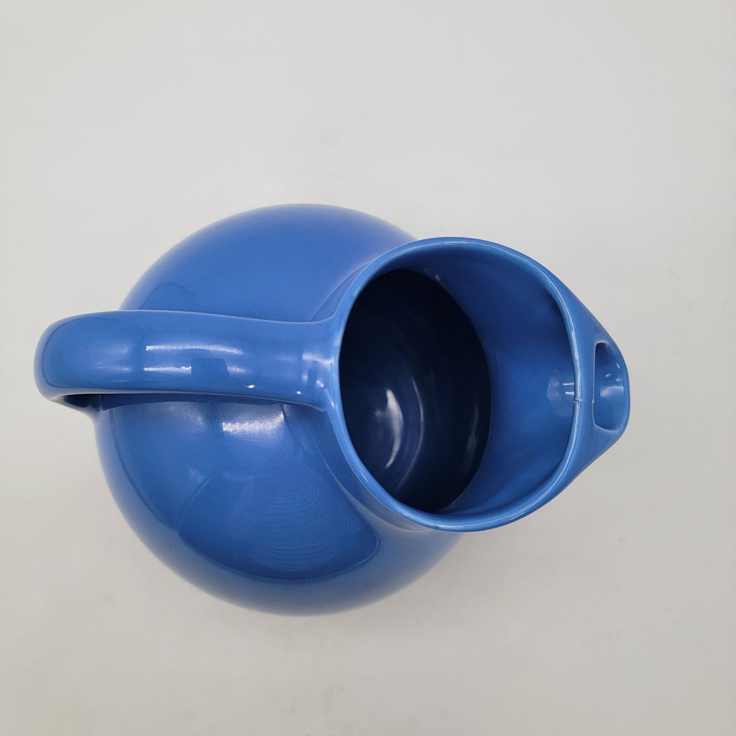 1950s MCM Homer Laughlin Harlequin Delph Blue Round Ball Jug Pitcher With Ice Lip